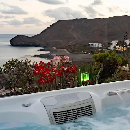 El ático Bonito-penthaus-whirlpool-atlatikblick * Las Playas