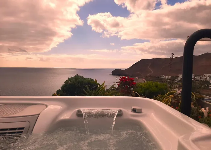 El ático Bonito-penthaus-whirlpool-atlatikblick Las Playas